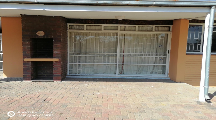 4 Bedroom Property for Sale in Sasolburg Ext 12 Free State